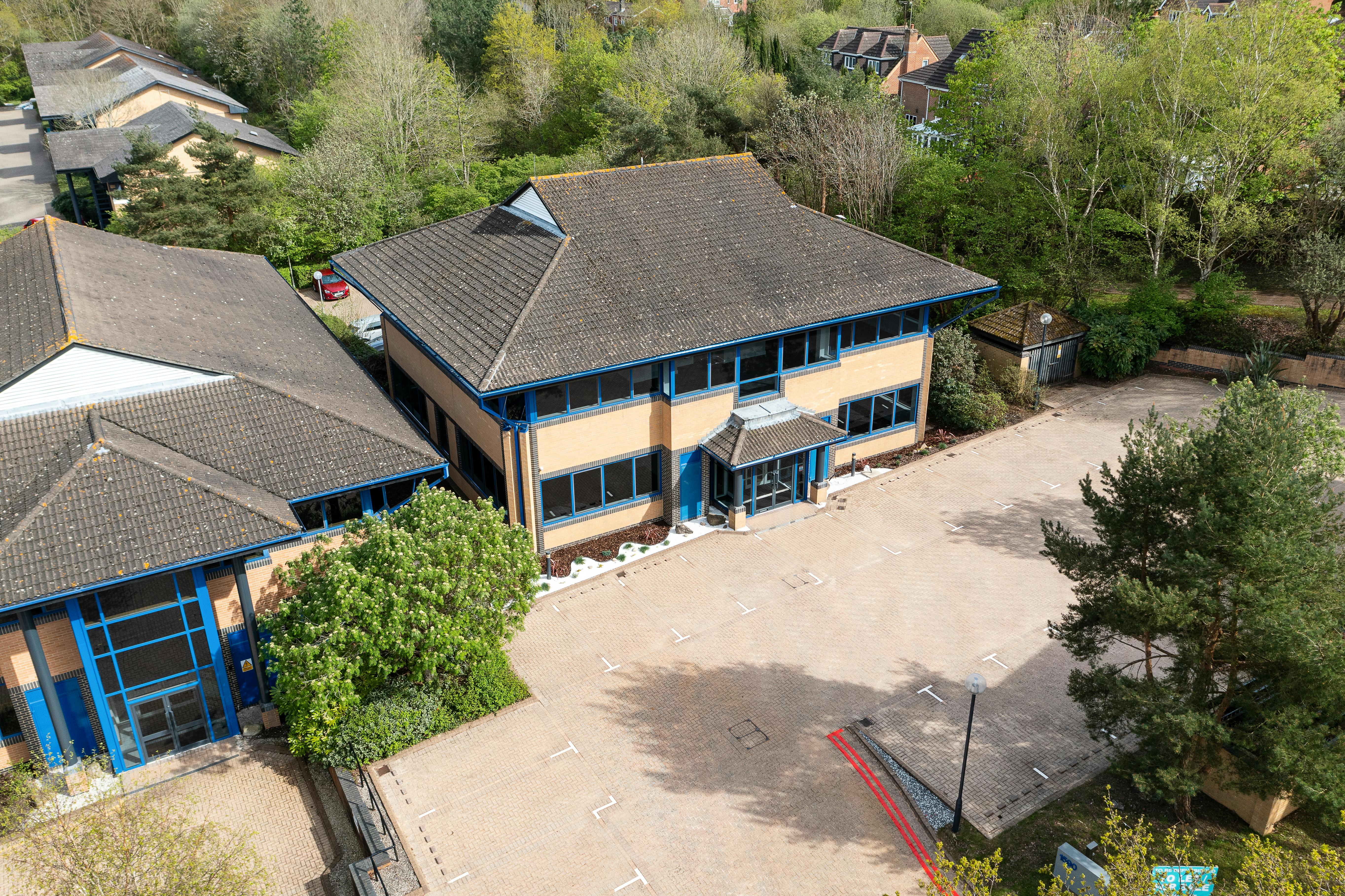 Office in Fareham - photo 3