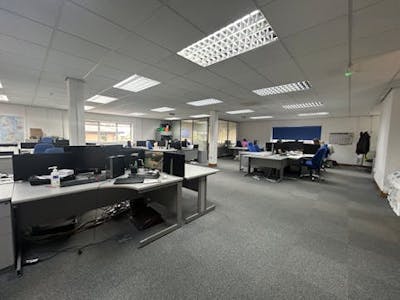 8 Grove Park Court, Harrogate, Office For Sale - 42bee48ca72bb056ce208949fc3e86bd-img-2185.jpg