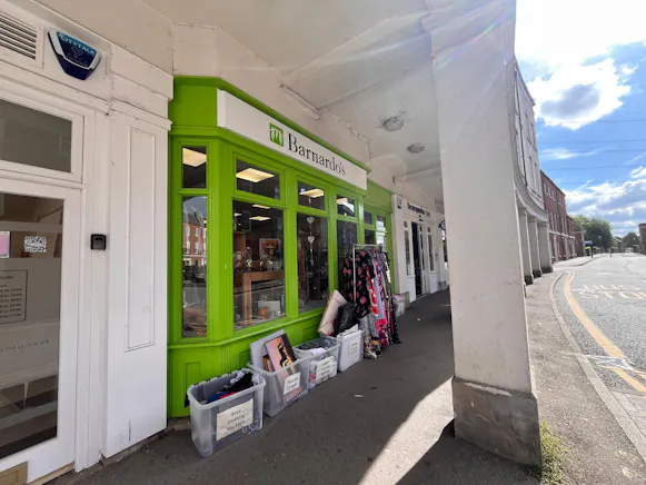 50 Wedgewood Street, Aylesbury, Retail To Let - WhatsApp Image 2026-05-07 at 11.18.12.jpeg