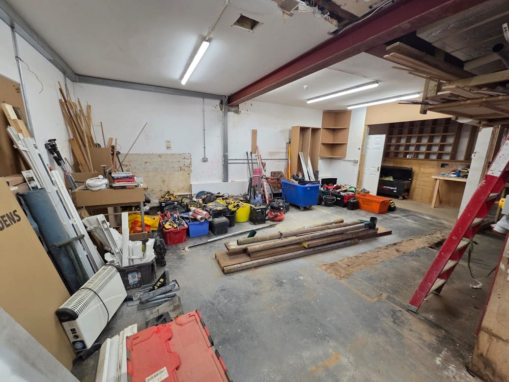 Rear 242 London Road - IMG20250819WA0001.jpg