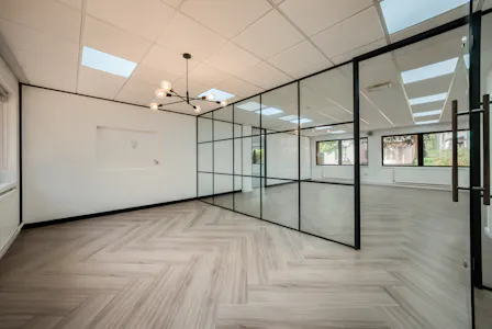4 Vicarage Road, Birmingham, Office To Let - XT5A4994-HDR(3).jpg