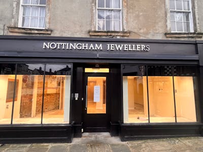 6 Market Place, Knaresborough, Retail To Let - image00024.jpeg