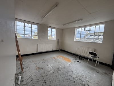 Hartshill Business Park, Shelton New Road, Stoke-on-Trent, Industrial / Investment For Sale - Unit 3 10.JPG