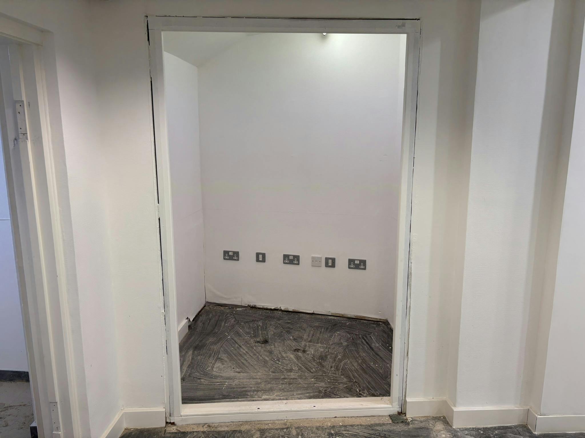 36 High Street, Maidenhead, Retail To Let - IMG_7158.JPEG