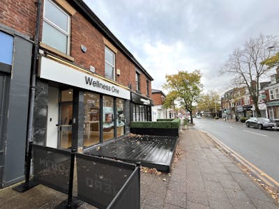 36 London Rd, Alderley Edge, Retail To Let - IMG_0388.jpg