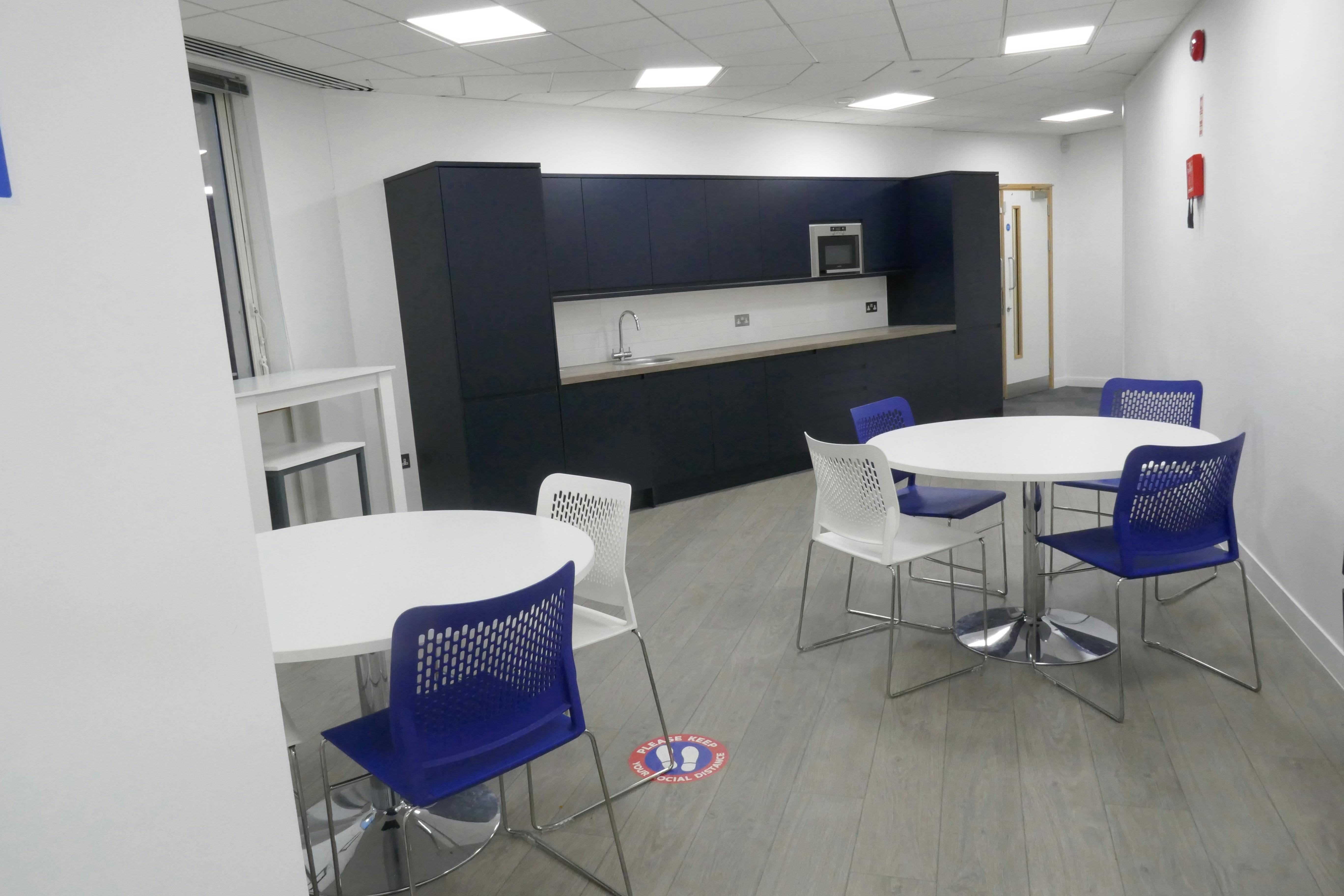 Stag House, Hertford, Offices To Let - P1060425.JPG