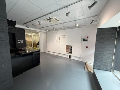 23A Broadway, Leigh-on-Sea, Office / Retail To Let - WhatsApp Image 2026-04-21 at 12.36.19.jpeg