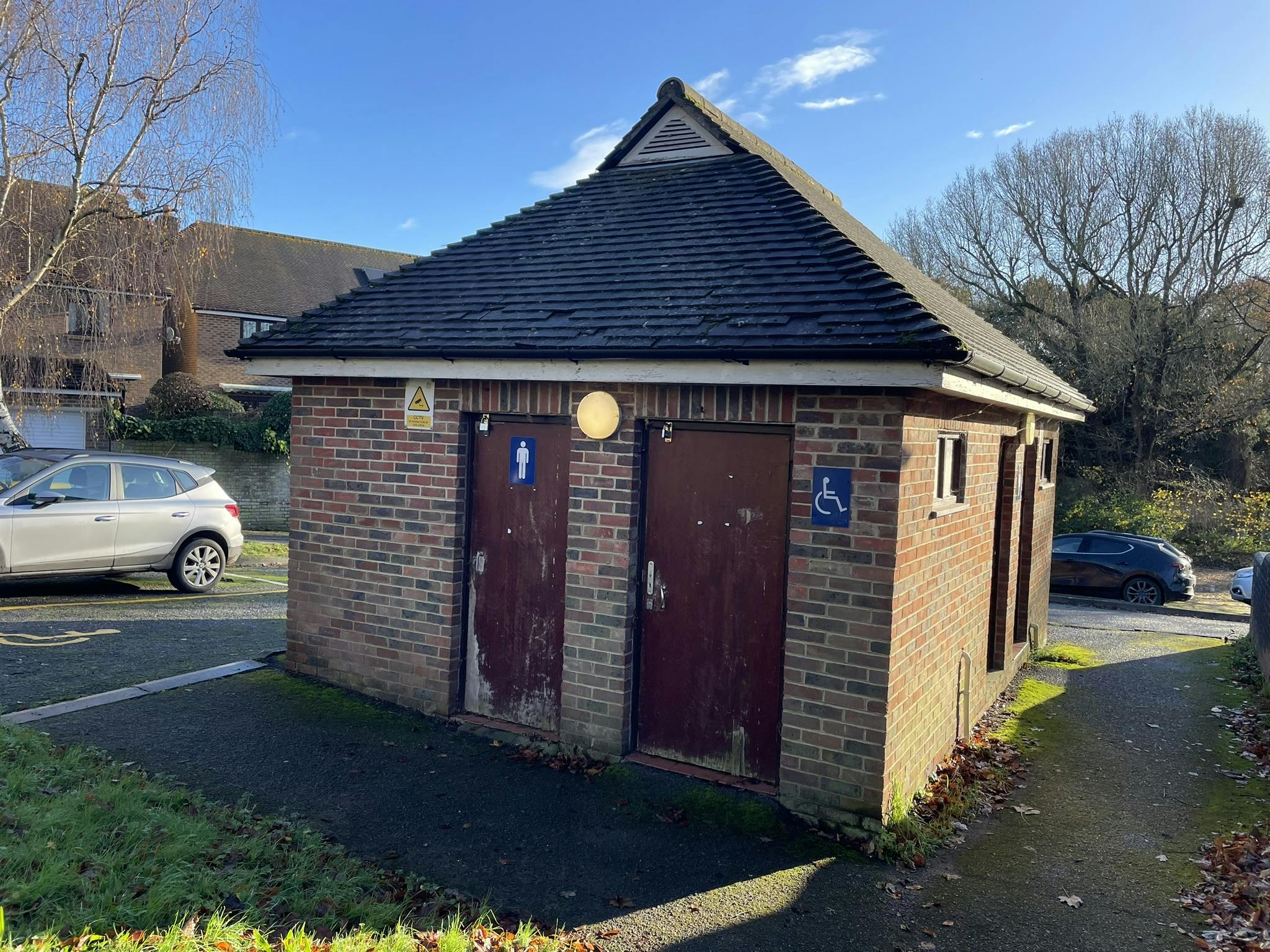 Former toilet block, Gammons Way, Sedlescombe, Leisure / Office / Retail To Let - IMG_1359.JPEG