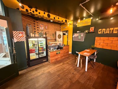 3-3A Clements Arcade, Leigh-on-Sea, Restaurant / Cafe / Retail To Let - WhatsApp Image 2026-03-24 at 14.28.11.jpeg