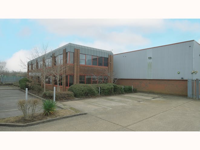 Unit 3, Christy Estate, Aldershot, Warehouse & Industrial To Let / For Sale - DSCF8535 copy.jpg