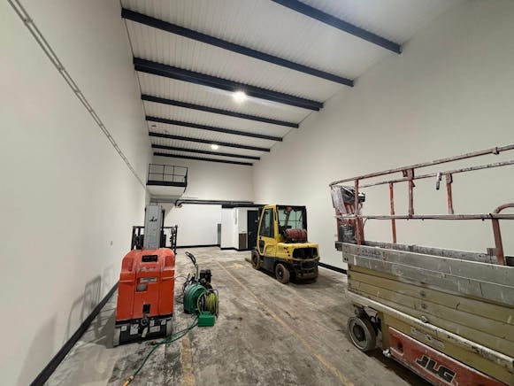 1 Burley Place, Burley Business Park, East Kilbride, Industrial To Let - PHOTO-2026-04-30-16-06-49.jpg