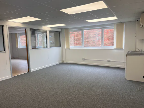 Merritt House, Amersham, Offices To Let - 20260617_152732926_iOS.jpg