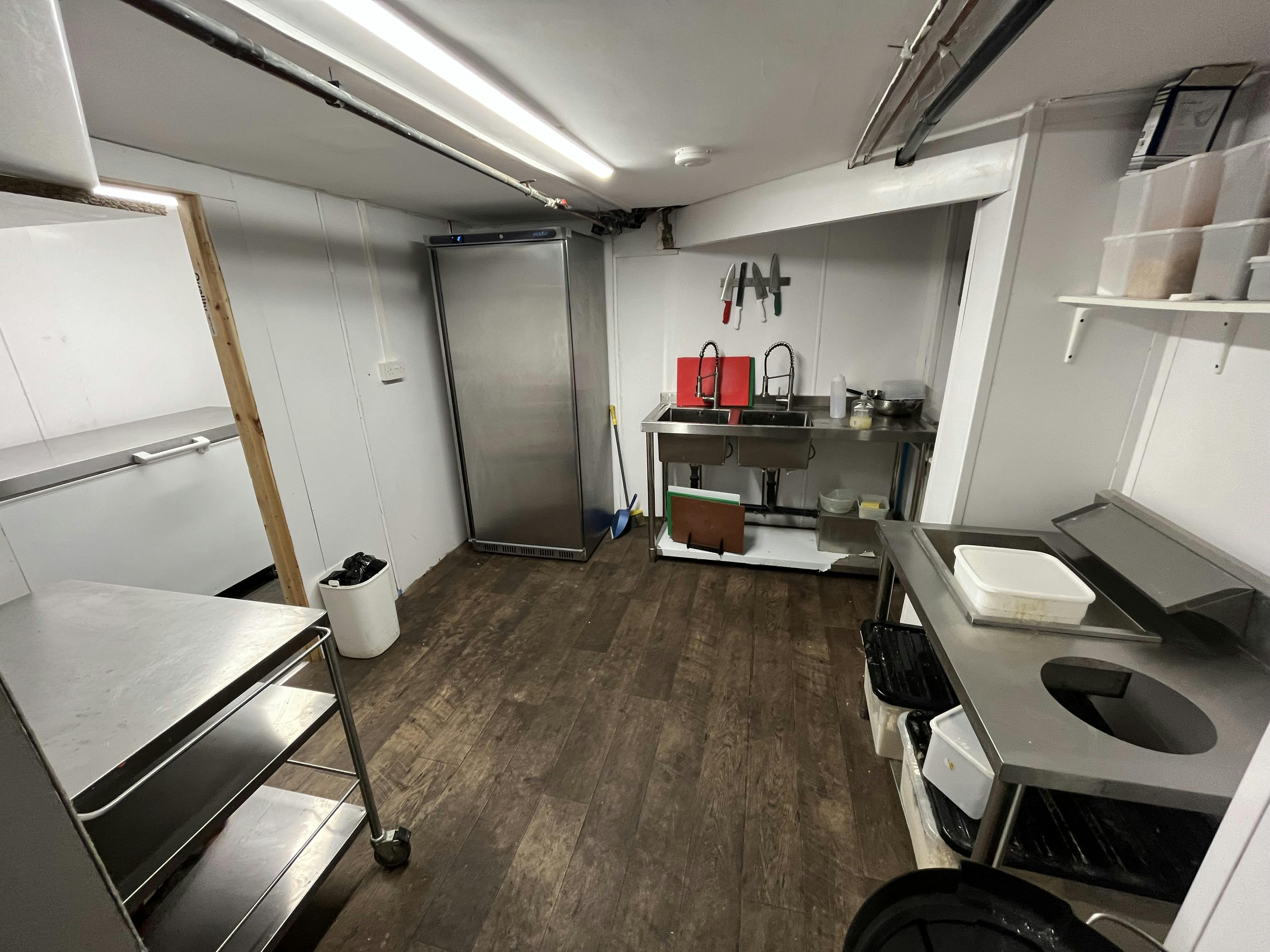 90 Market Street, Hyde, Residential / Retail For Sale - IMG_0583.jpg