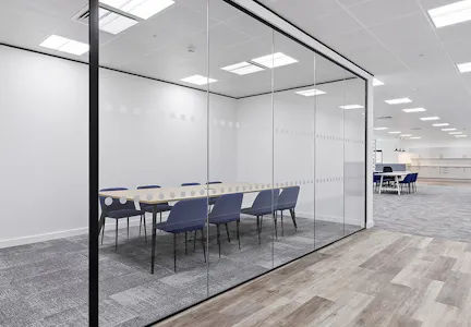 Kings House, 174 Hammersmith Road, London, Office / Serviced Office To Let - Meeting Room.jpg