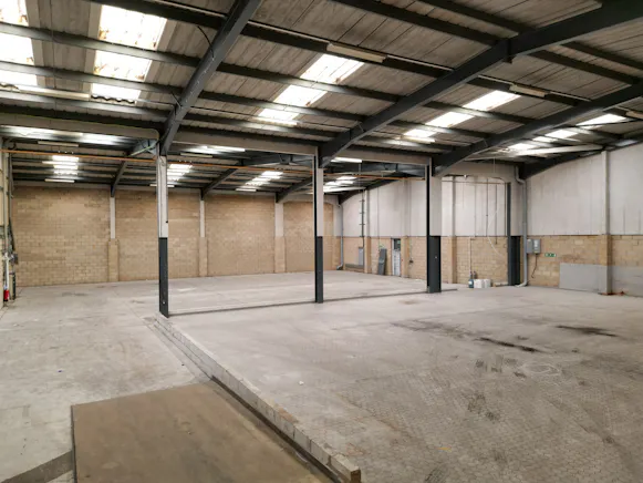 Unit 15 & 16, Unit 15 & 16 Mead Park Industrial Estate, Harlow, Industrial To Let - DJI_0960.JPG