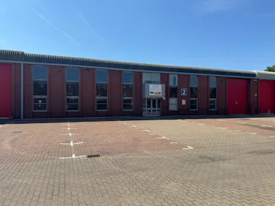 Unit 2 Heathlands Industrial Estate, Heathlands Close, Twickenham, Industrial/Logistics / Trade Counter / Industrial / Warehouse To Let - IMG_3373.JPG