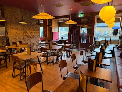 50 Cover Licensed Restaurant Bar, 219 Fenwick Road, Glasgow, A3 (Restaurants and Cafes) / Bar / Restaurant For Sale - IMG_2427.jpg
