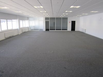 Unit 3a, Thatcham, Industrial / Logistics / Trade Counter / Warehouse / Industrial / Warehouse To Let - Transigo Unit 3b Office 1.JPG