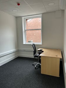 Chapel House, 378 Meanwood Road, Leeds, Office To Let - IMG-20251003-WA0061.jpg