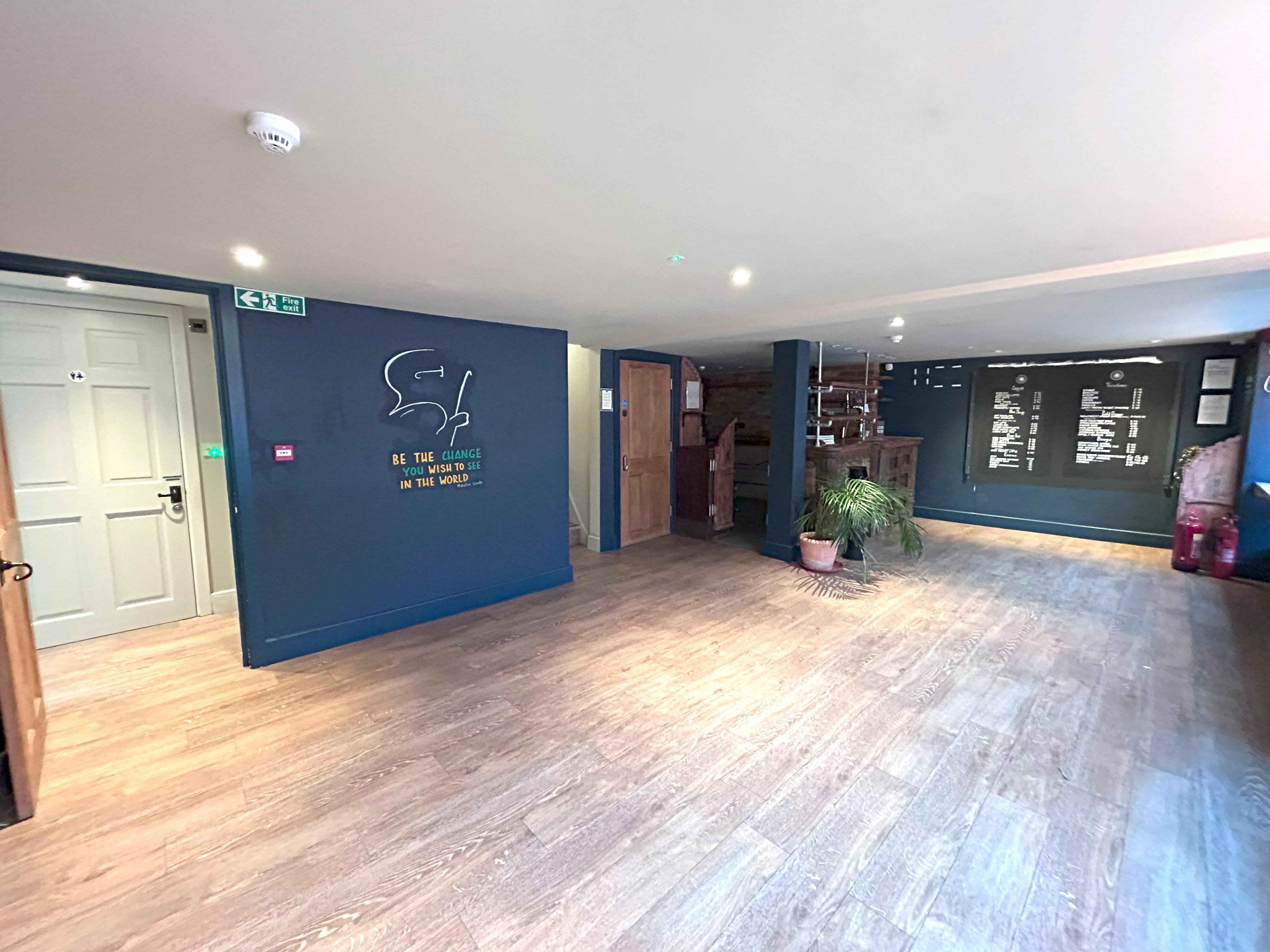 Retail/Shop in Ringwood - photo 3