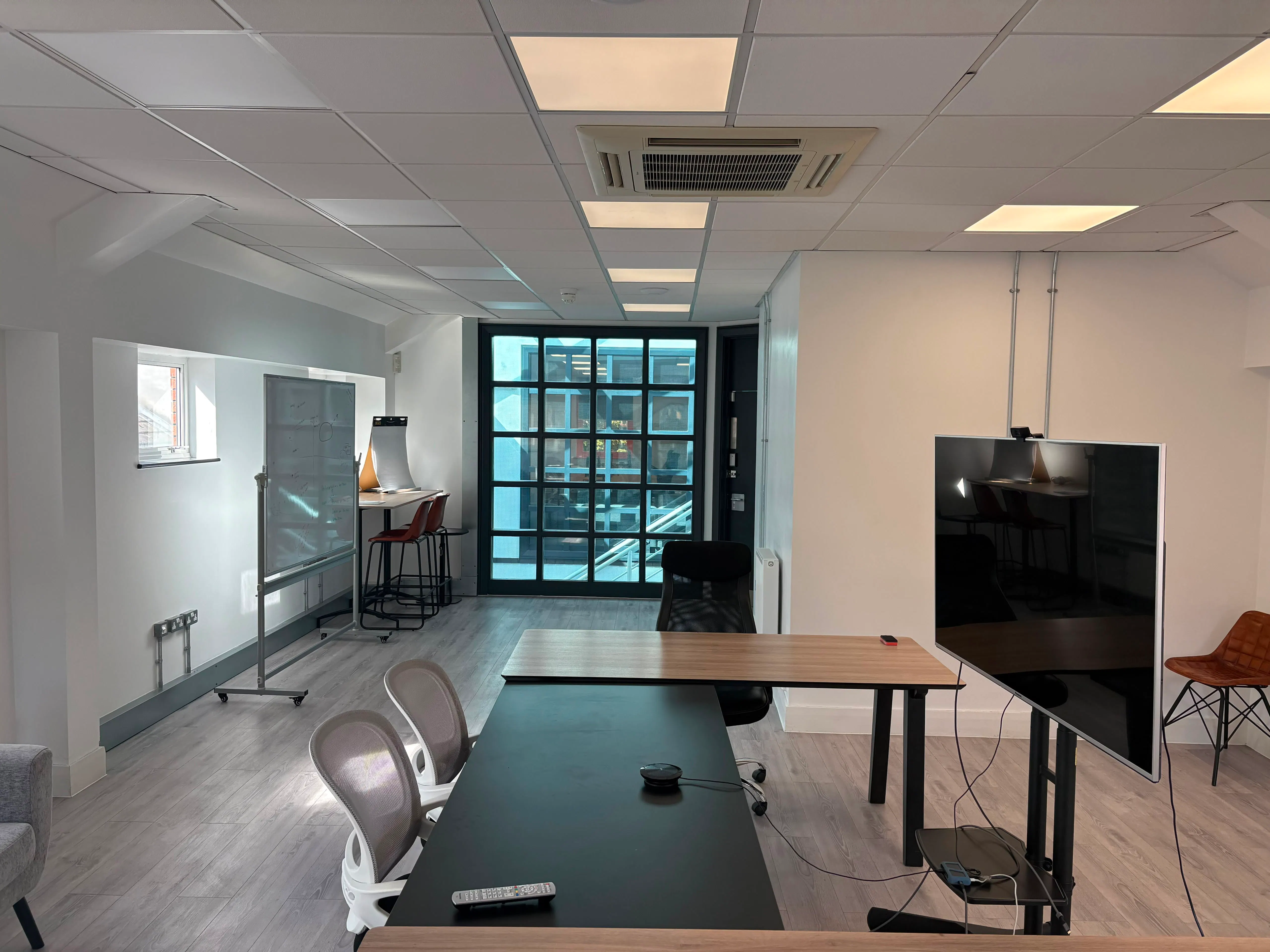 29 Windsor Place, Cardiff, Office To Let - 1f9bf5ef-5288-4b60-826e-c2d2329ed670.jpg