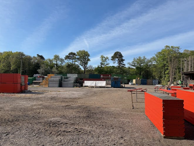 Land at Inhurst Lane, Reading, Open Storage To Let - 1.jpg