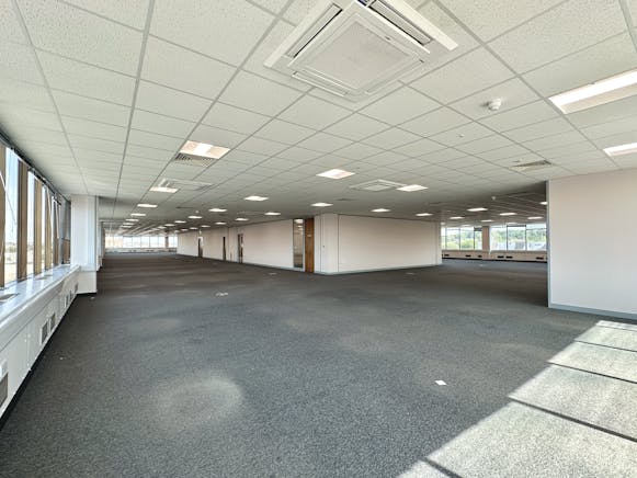 Arndale House, Luton Point, Luton, Office To Let - Image 3