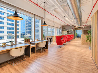 Regus (IWG), Serviced Offices, One Central, Dubai, Office To Let - image00001 (1).png
