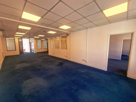 First Floor, 21-23 Wote Street, Basingstoke, Office To Let - 20260807_110603.jpg