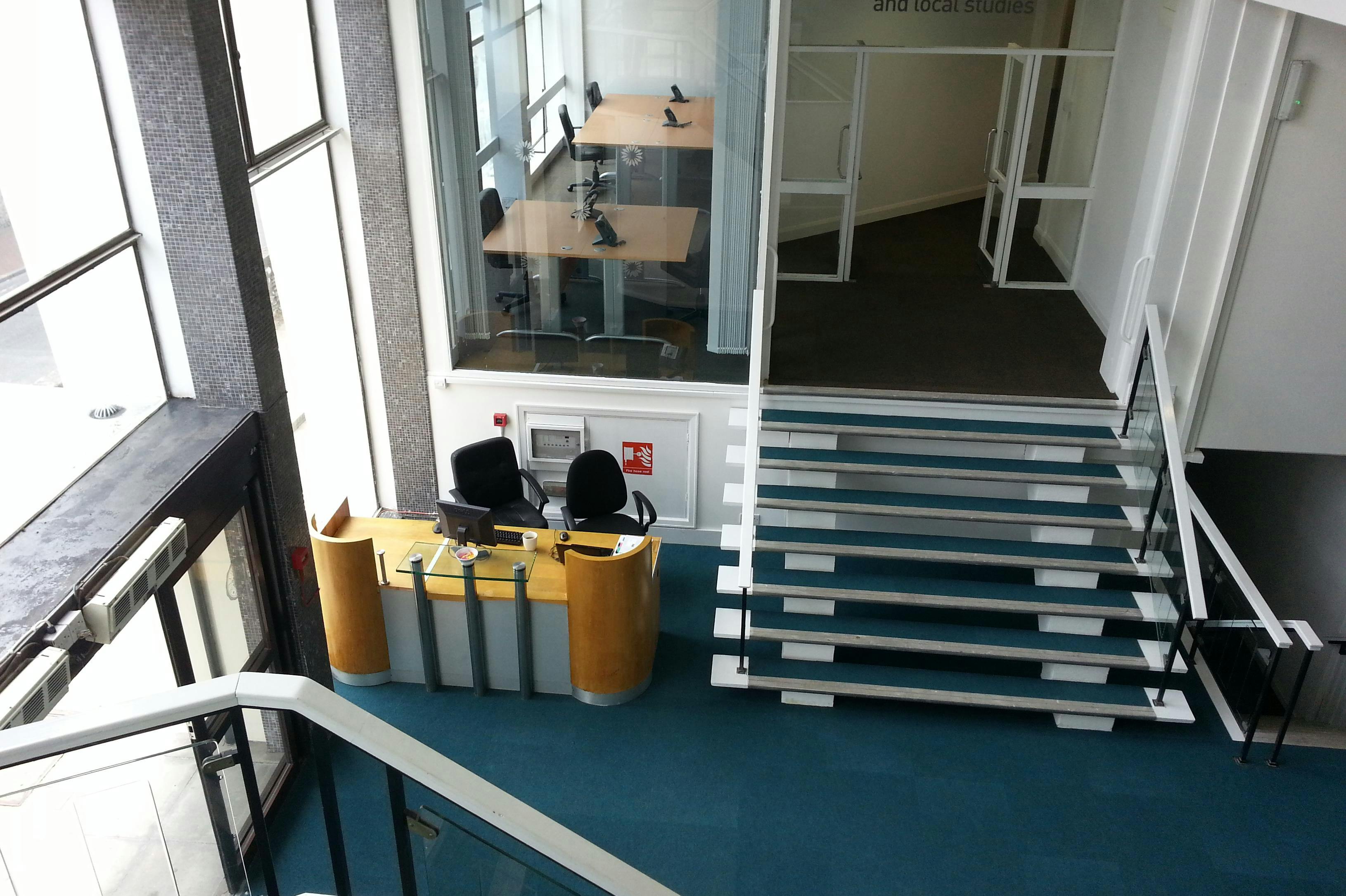 Office in Maidstone - photo 2