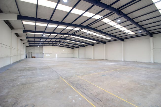 Unit 10b Lyon Way Industrial Estate, Greenford, Industrial / Warehouse To Let - 5.jpg