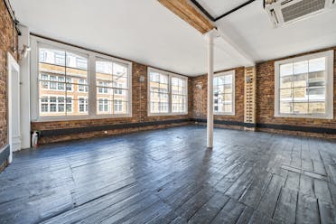 2 Old Street, London, Offices For Sale - 1279558 9.jpg - More details and enquiries about this property
