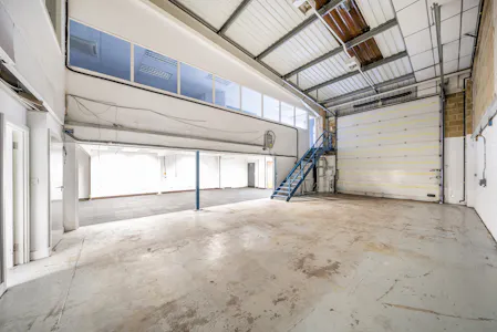 12 Sovereign Park, Park Royal, Industrial To Let - 1082398 6.jpg