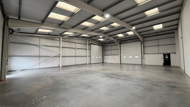 Units 10 & 12, Moniton Trading Estate, Basingstoke, Industrial / Warehouse To Let - IMG_E0086.JPG