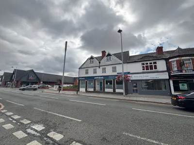 222-224 Nantwich Road, Crewe, Office / Retail To Let / For Sale - 1. External (7).JPG