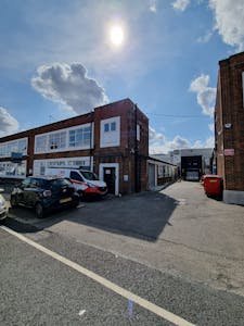 16 Carlisle Road, London, Industrial To Let - 9deef22e60ef4308b11a898fe5d25fe2.jpg