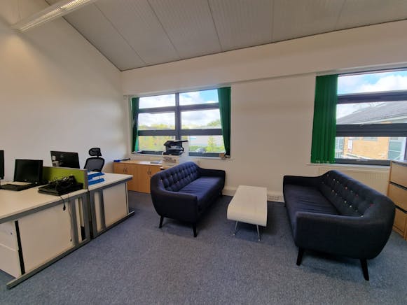 Unit 8 Prisma Park, Basingstoke, Office To Let / For Sale - IMG20240423WA0006.jpg