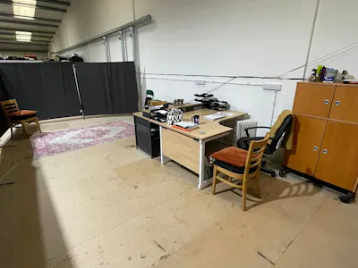 Unit 2, 55 Progress Road, Leigh-on-Sea, Industrial To Let - photo_03_4k_4x3.jpg