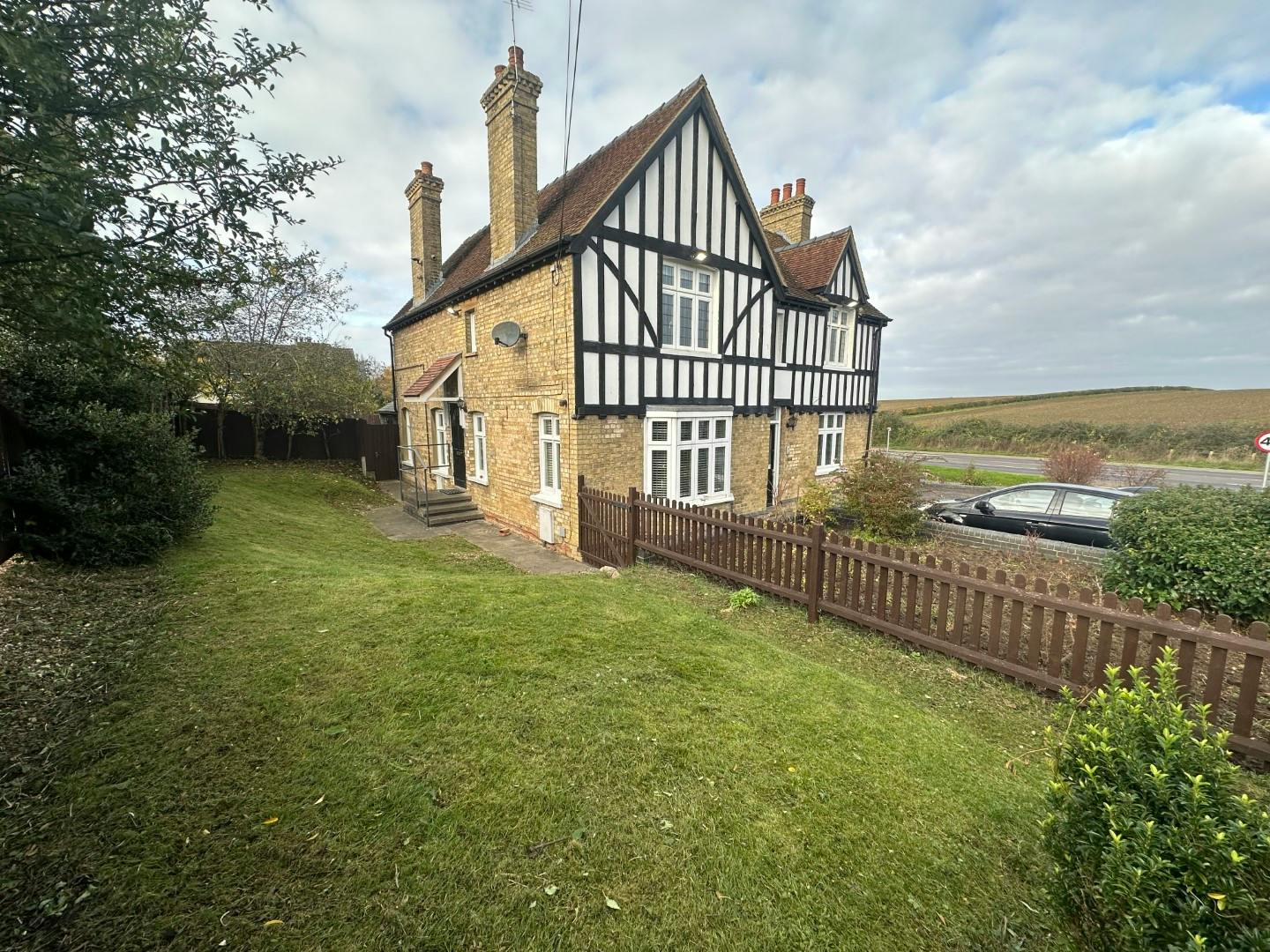 Office in Bedford - photo 2