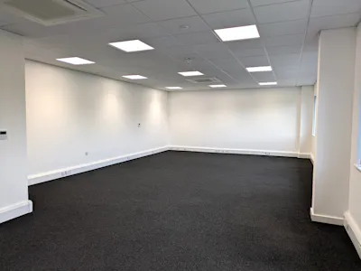 3 & 4 Chertsey Business Park, Chertsey, Industrial / Light Industrial To Let - PXL_20260608_121914118.jpg