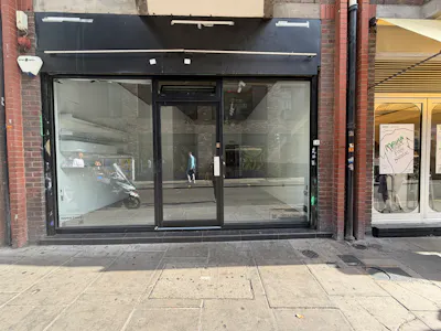 26 Peter Street, London, Retail Lease Assignment - image00007.jpeg