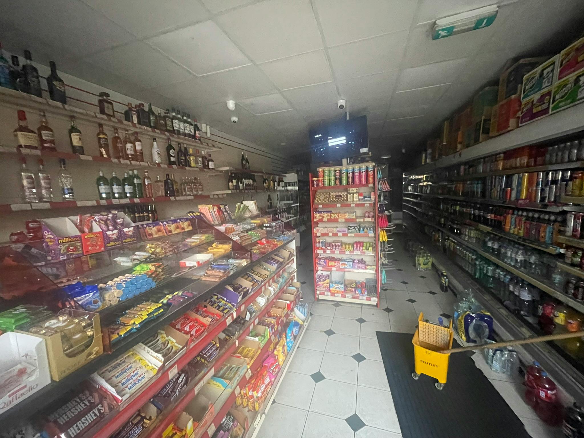 Retail/Shop in Lewisham - photo 2