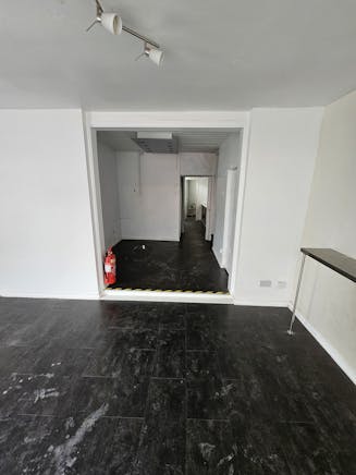 58 Oxford Street, Kidderminster, Retail To Let - Image 5