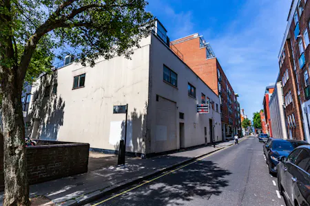 50 Vauxhall Bridge Road, London, E (Commercial / Business / Service) / Office For Sale - HLP_T_260622_3106.jpg