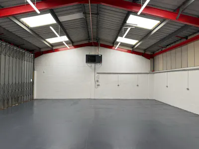 Unit 2 C R Bates Industrial Estate, High Wycombe, Industrial To Let - 20260727_090708070_iOS.jpg