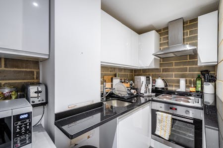 3 Mentmore Terrace, Unit B, London, Office To Let - Mentmore Terr 3B  1.jpg