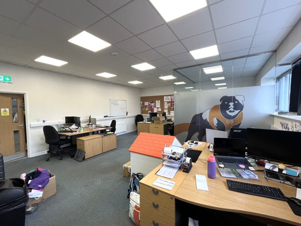 Unit A2 The Phoenix Centre, Banbury, Industrial / Industrial/Logistics To Let - image00024.jpg