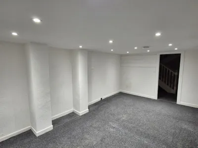 210 Manchester Road, Altrincham, Leisure / Retail To Let - 20260630_101255.jpg
