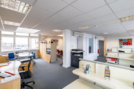 Hille House, Watford, Office To Let - Hille  Watford6.jpg