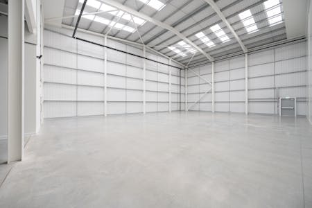 Unit 1, Metroplex Park, Tolworth, Industrial / Warehouse To Let - Metroplex Unit 1-1.jpg